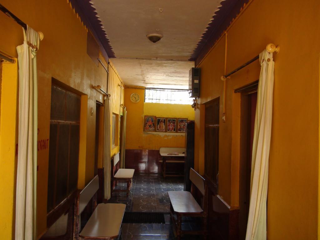 Shambhu Guest House Hampi Extérieur photo